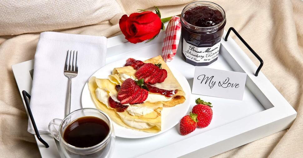 Strawberry Cheesecake Crepes Bonne Maman USA